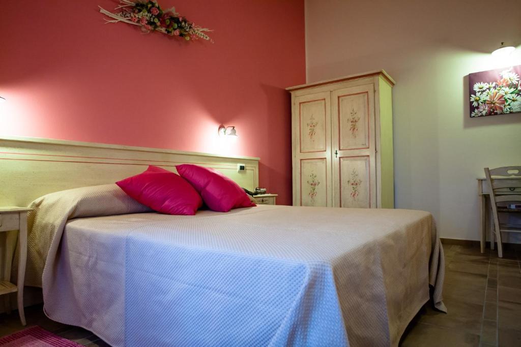 Agriturismo La Dimora Del Contadino Mondovì Værelse billede